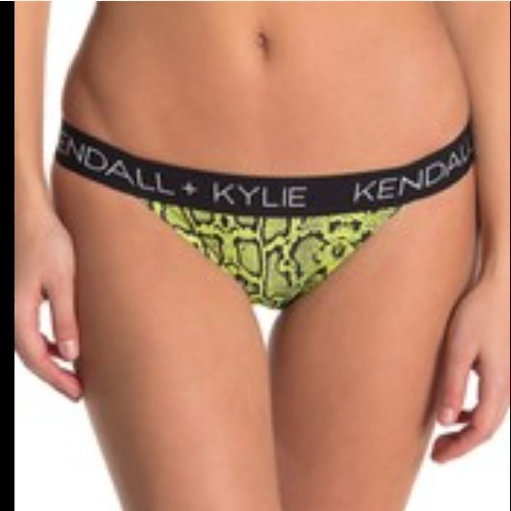 Kendall & Klyie Snake Banded 2-piece Bikini Set - Picture 5 of 16